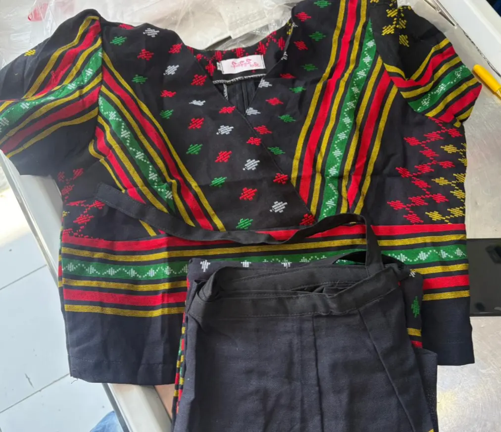 ပန်းအိမ်ဂျယ် ချင်းဝမ်းဆက်