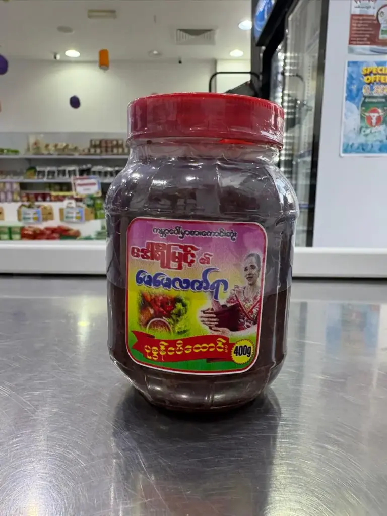 ဒေါရီမြင့်မေမေ့လက်ရာပုဇွန်ငပိထောင်း 400g