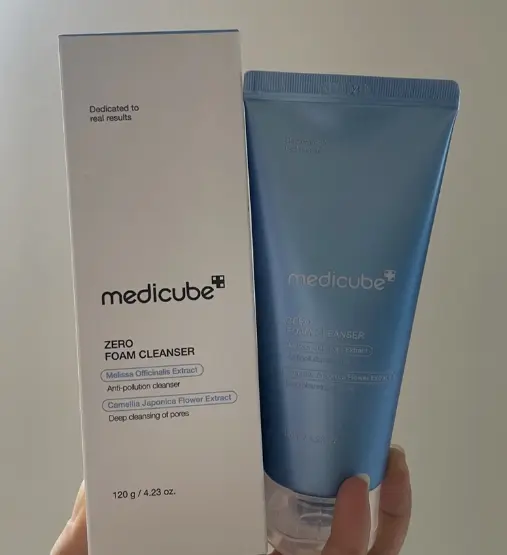 Medicube Zero Pore Sa Clear Capsule Cleansing Foam 120g